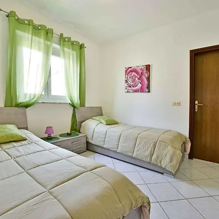 Apartment In Vranici/porec - Istrien 47130