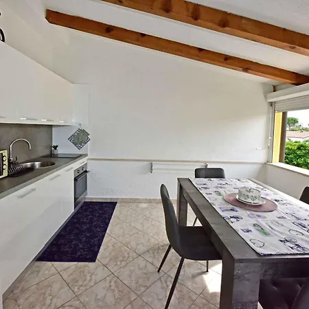 In Vranici/porec - Istrien 47130 Apartment *