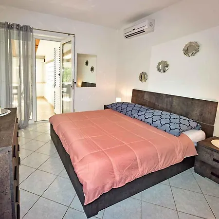 Apartmán In Vranici - - Istrien 47130 *